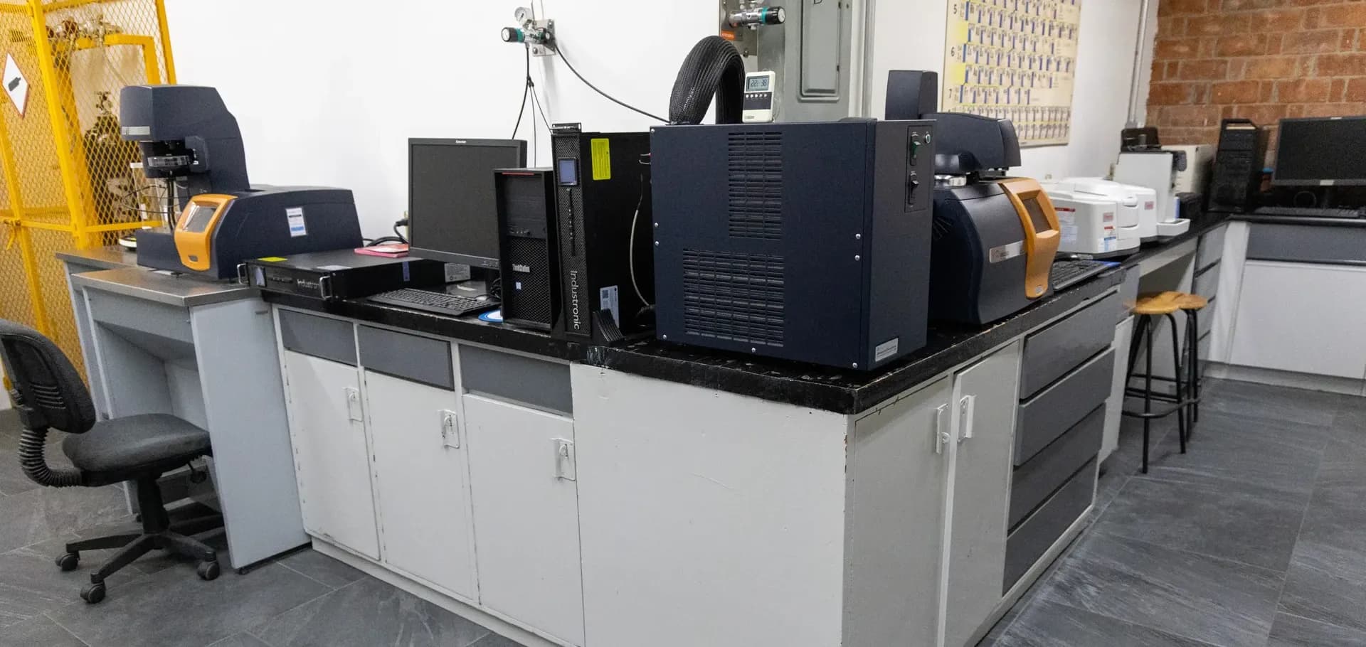 Laboratorio de análisis instrumental dos