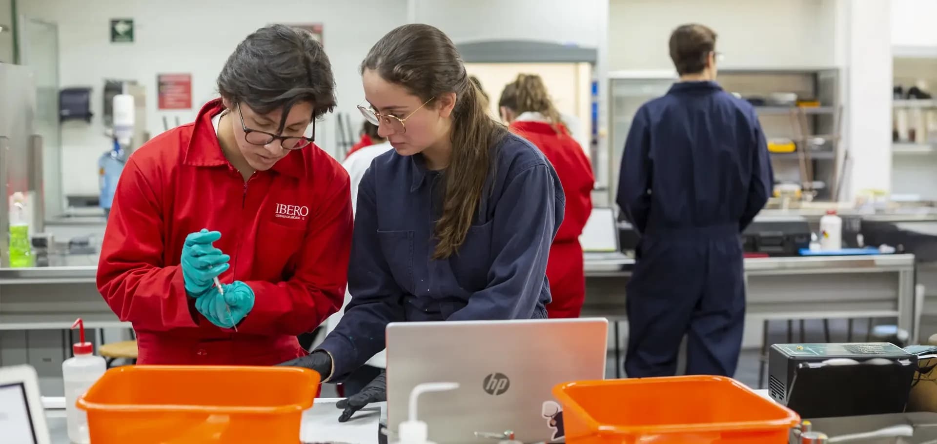 Laboratorio de Química L102