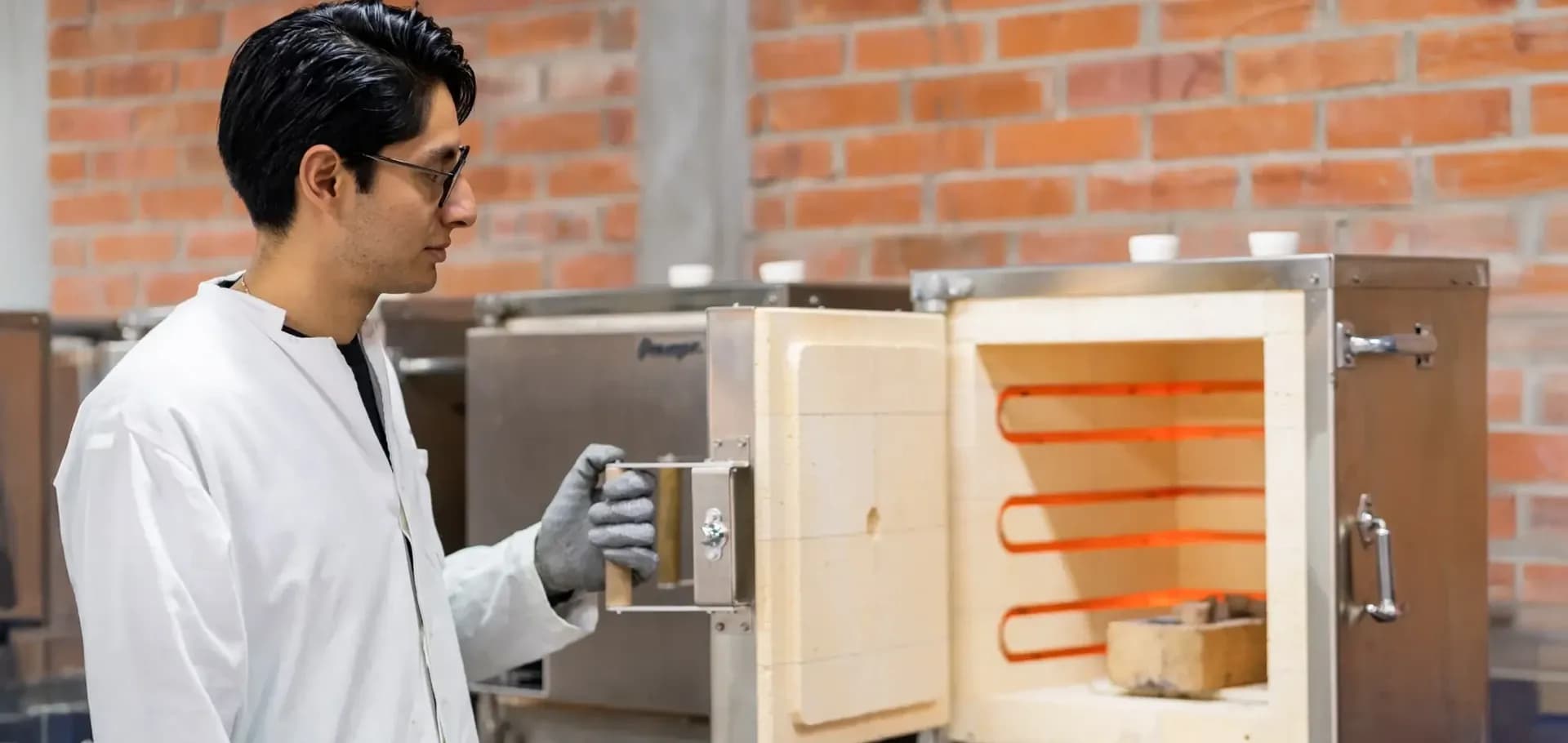 Laboratorio de Metalografía y Tratamientos Térmicos