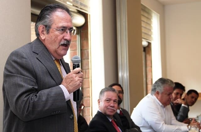 Sr. Ricardo Núñez Muñoz, embajador de Chile en México