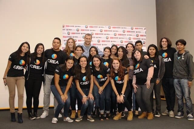 Los integrantes del CREA y Ryan