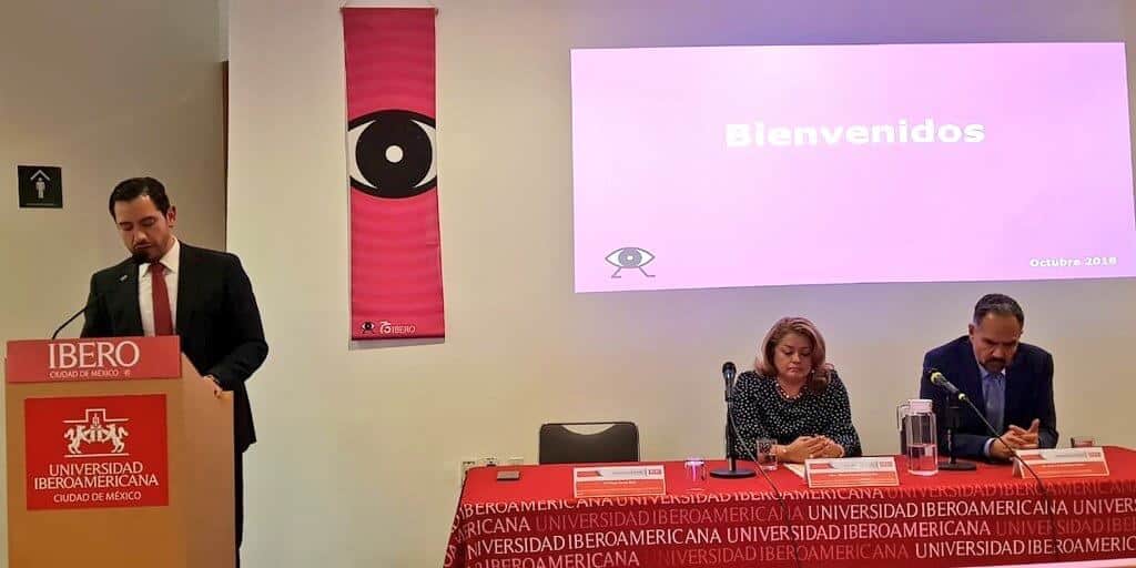 El Dr. García Ricci durante la presentación oficial de la especialidad.