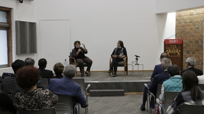 Gabriela Warkentin y Julia Carabias dialogaron en la IBERO en torno al valor de la Selva Lacandona. (Foto: Alberto Hernández)