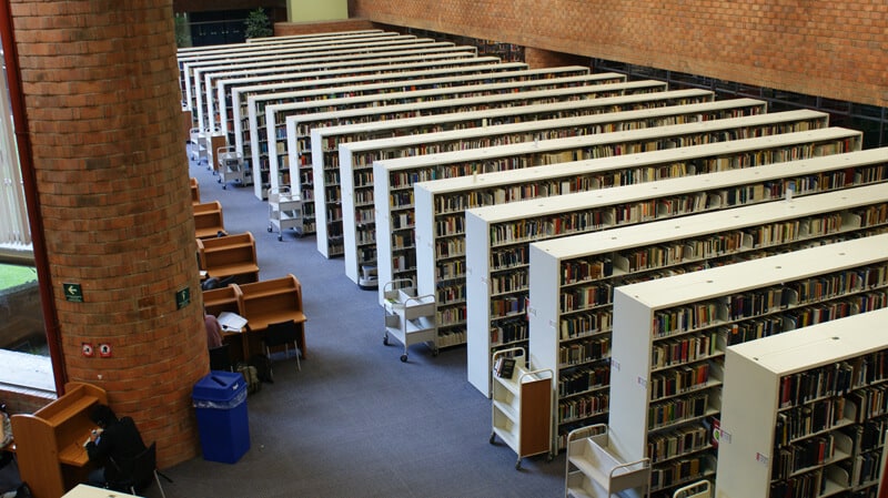 Espacios y atención de su personal, fortalezas de las bibliotecas del SUJ |  IBERO