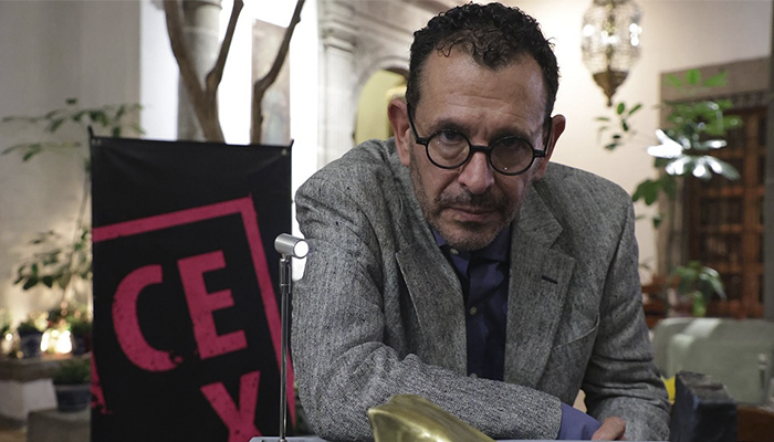 Juan Carlos Henríquez, S.J., presentó su serie 'Sísifo' en la Hacienda de los Morales.