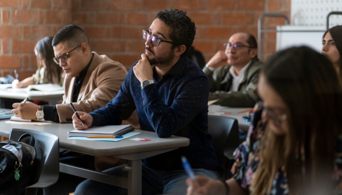 Participar en un Programa de Alta Dirección es más que una inversión académica: es una apuesta por la propia trayectoria profesional y por el futuro de la organización.