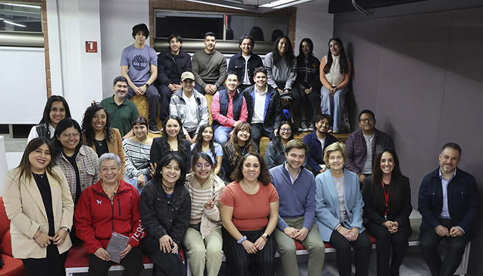 Estudiantes y equipo institucional de Internacionalización durante el encuentro con la Mtra. Maricarmen Servitje Montull en el CEAN. Fotos: Alberto Hernández Mendoza.