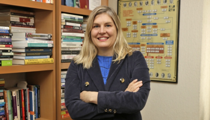 Dra. Heidi Jane M. Smith.