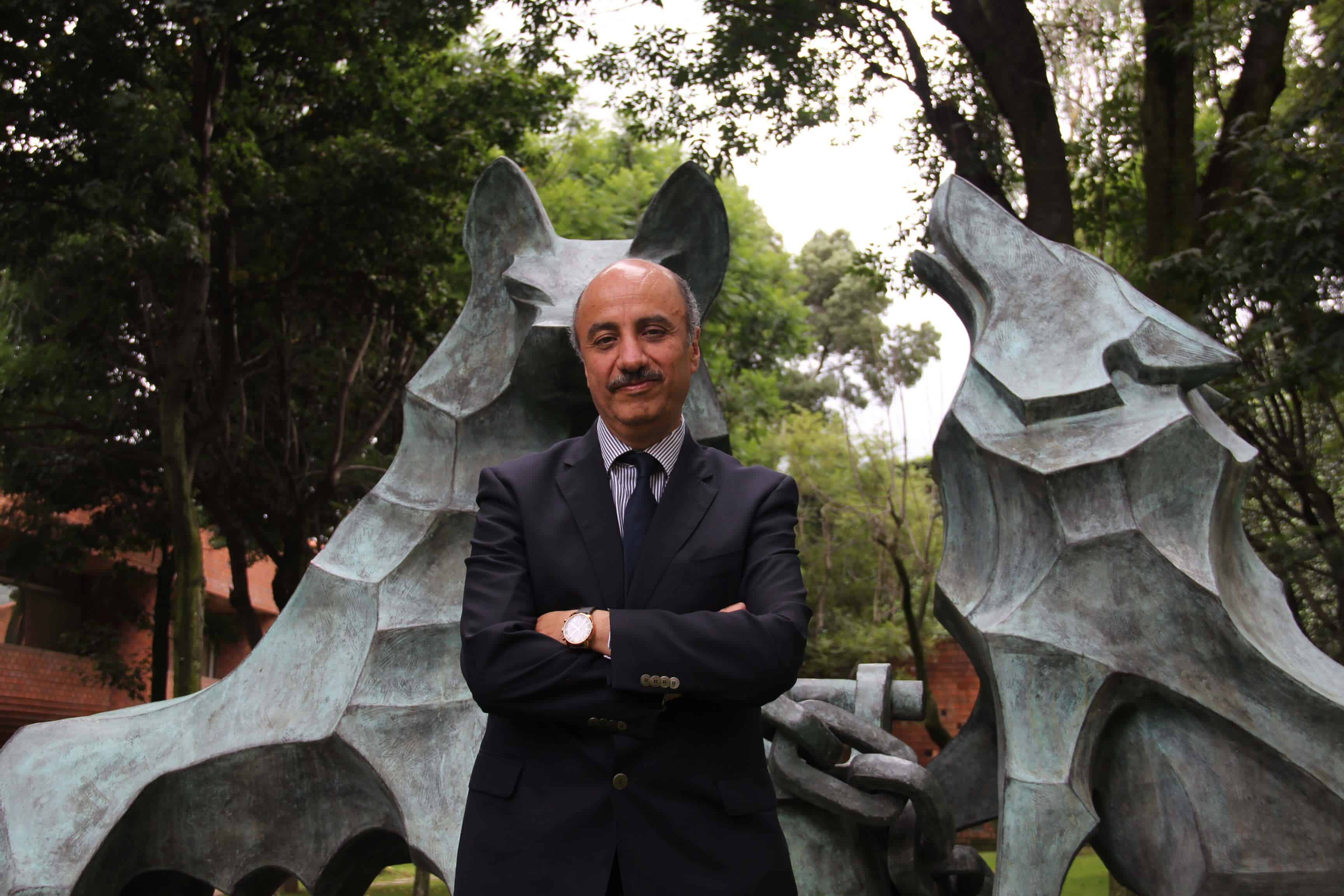 Dr. Armando Tovar Palacio es académico de la Licenciatura en Nutrición y Ciencia de los Alimentos (Valentina González/IBERO).