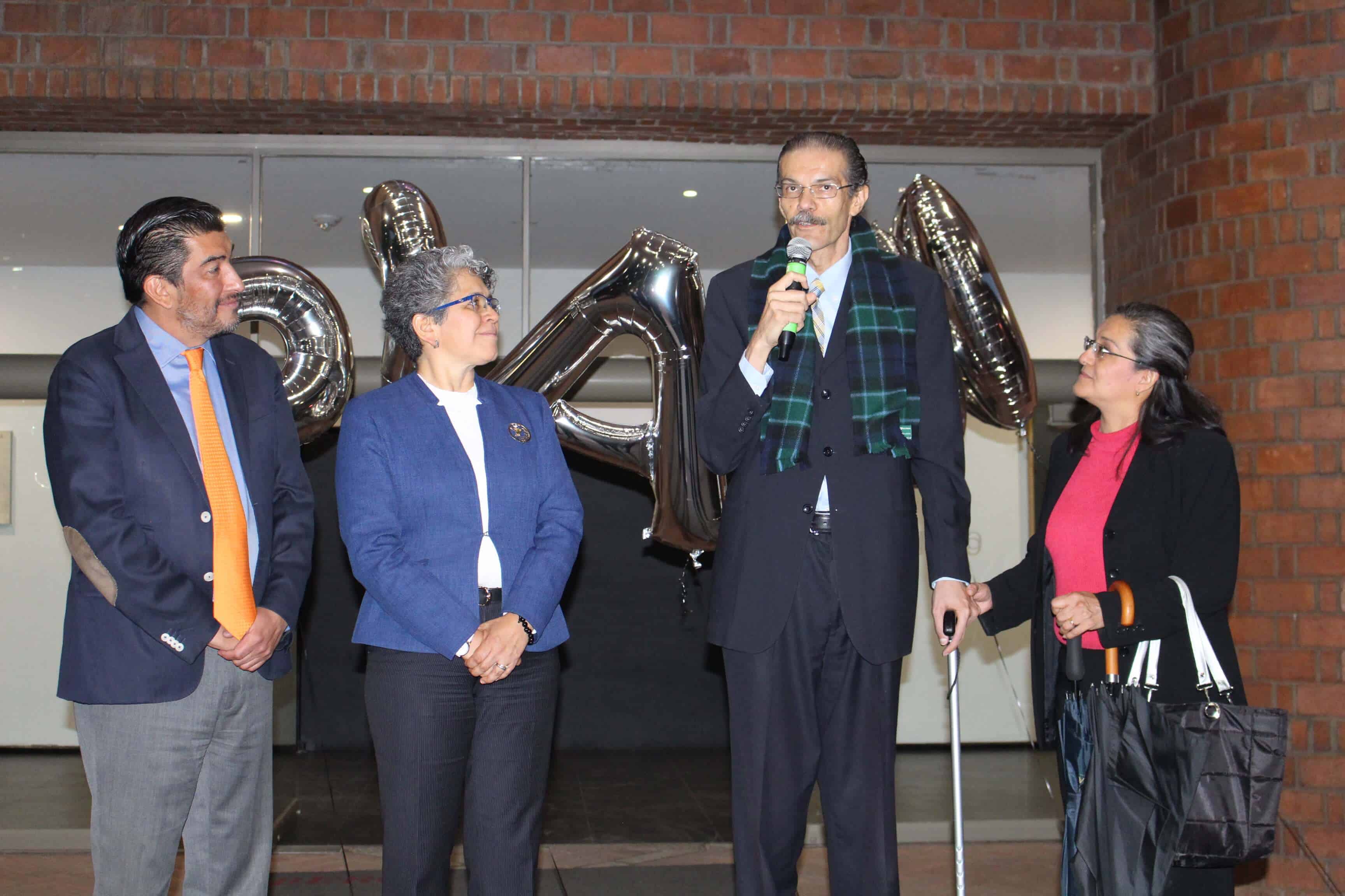 Luis Felipe Mariscal, Araceli Téllez, Enrique Murguía y su esposa. Foto/ Jorge Tovalín