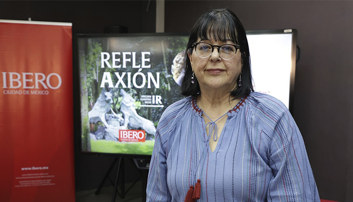 La Mtra. Rebeca Montemayor, Coordinadora de la Cátedra de Teología Feminista, ofreció la ponencia “¿Cómo potenciar los espacios sagrados?”.