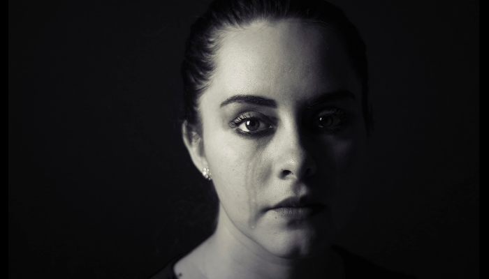 Sentirnos tristes no es una señal de debilidad, nos ayuda a conocernos mejor y afrontar problemas. (Foto: Pixabay)