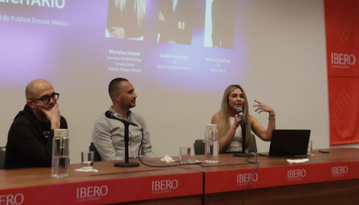 Andrés Gutiérrez, Jacobo Fernández y Marielisa Esteves, de Publicis Groupe México en la conferencia “Rebrandeando el oficio publicitario”.