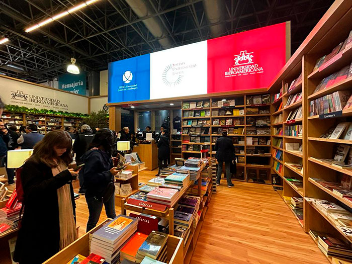 Stand del SUJ en la FIL Guadalajara 2023. (Foto por: Guillermo Gutiérrez)