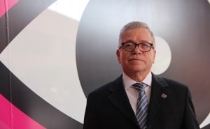 Rector de la IBERO, Mtro. David Fernández Dávalos.