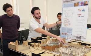 Alumnos IBERO muestran sus anteproyectos para la Casa Claudio María Dubuis.