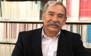 Mtro. Arturo González y Sánchez, académico de la IBERO
