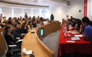 Se llevó a cabo en la Universidad Iberoamericana el conversatorio ‘El tren va... ¿Y nosotr@s a dónde?’ (Foto: Yazmín Mendoza)