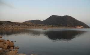 La Presa Miguel Alemán, también conocida como Presa Temascal, formó parte de una apuesta nacional hacia el desarrollo industrial, a cargo de la CFE. (Foto: Wikipedia / Carlos Zepeda)