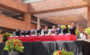 La ceremonia de egreso se llevó a cabo en la explanada central de la IBERO (Valentina González/IBERO).