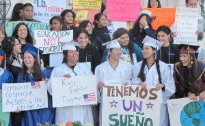 El 5 de septiembre la administración dio un revés al sistema de protección DACA (Hispano News).