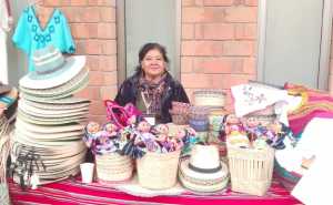 La Feria Manos Abiertas se organiza año con año en la IBERO.