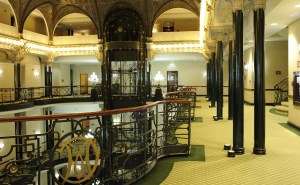 Imagen del Gran Hotel de México; antes, el Centro Mercantil Howard Johnson (Tomada de expedia.mx).