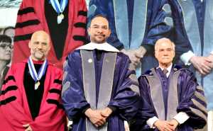 El Rector de la Universidad Iberoamericana recibió el título honorífico por la Universidad de Georgetown, en reconocimiento a su trayectoria académica y su compromiso con los derechos humanos y la dignidad humana. Fotos: Paola Gómez Zea
