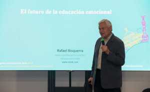 El evento resaltó las ventajas y desventajas que tiene la aplicación de nuevas tecnologías en la educación emocional de las escuelas