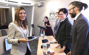Docentes de la IBERO reciben reconocimiento por sus iniciativas de internacionalización en el aula. Fotos: Mariana Domínguez Batis.
