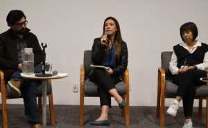 Pedro Cárdenas, Oficial de Protección y Defensa de Artículo 19, Grisel Salazar Rebolledo, Académica de la IBERO, Martha Ramos, Directora Nacional Editorial de la OEM, durante su participación en el Foro AMMx 2024.