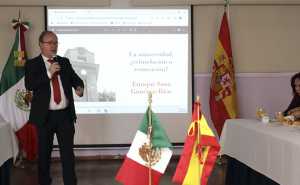 El Dr. Enrique Sanz Giménez-Rico ofreció la ponencia “La Universidad, ¿refundación o renovación?” en la Canaco- CDMX. Foto Mariana Domínguez Batis.