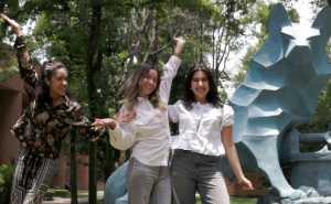 Regina Sigüenza Cabrera, Emily Giovanna Estrada Domínguez, y Luciana Martínez Gómez.