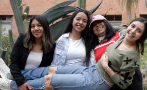 Angélica Serrano, Jimena Hid Reyes, Isis García Almazán, y Katherine Núñez, estudiantes de la IBERO